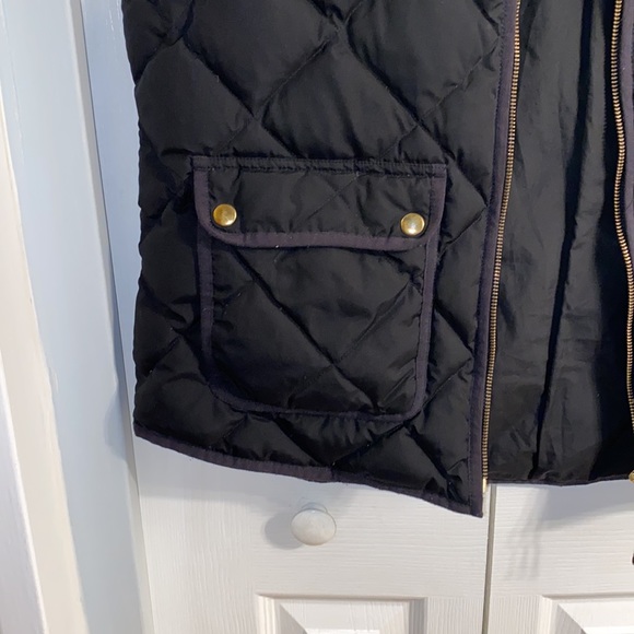 J Crew Puffer Vest - Picture 3 of 9